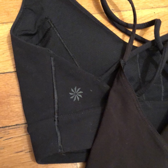 Athleta The Solace Support Tank Top in Black, size Small - Picture 8 of 11